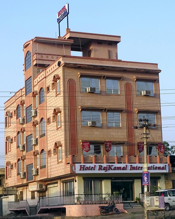 Hotel Rajkamal International Udaipur Luaran gambar