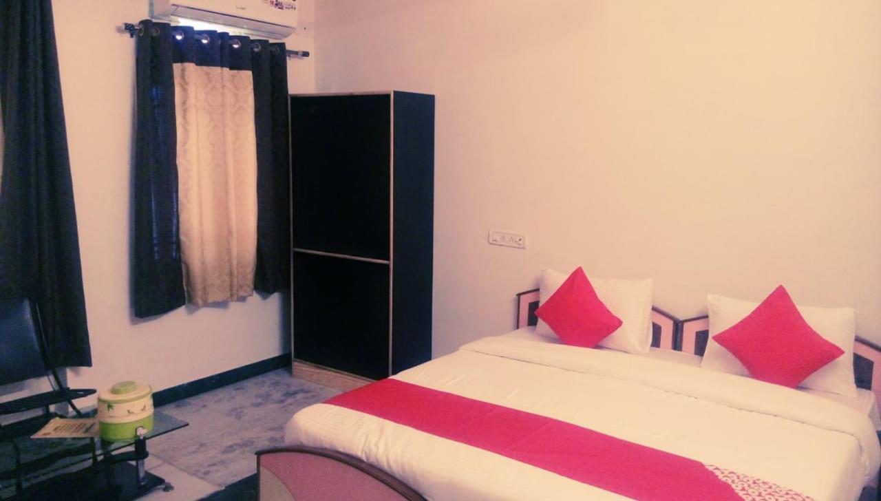 Hotel Rajkamal International Udaipur Luaran gambar