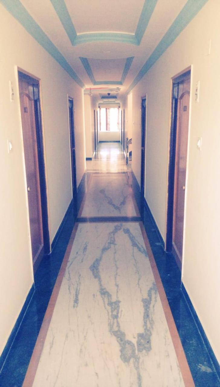 Hotel Rajkamal International Udaipur Luaran gambar
