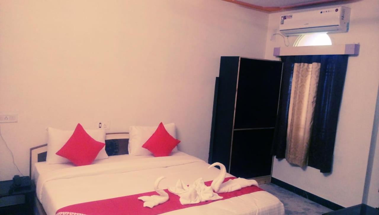 Hotel Rajkamal International Udaipur Luaran gambar